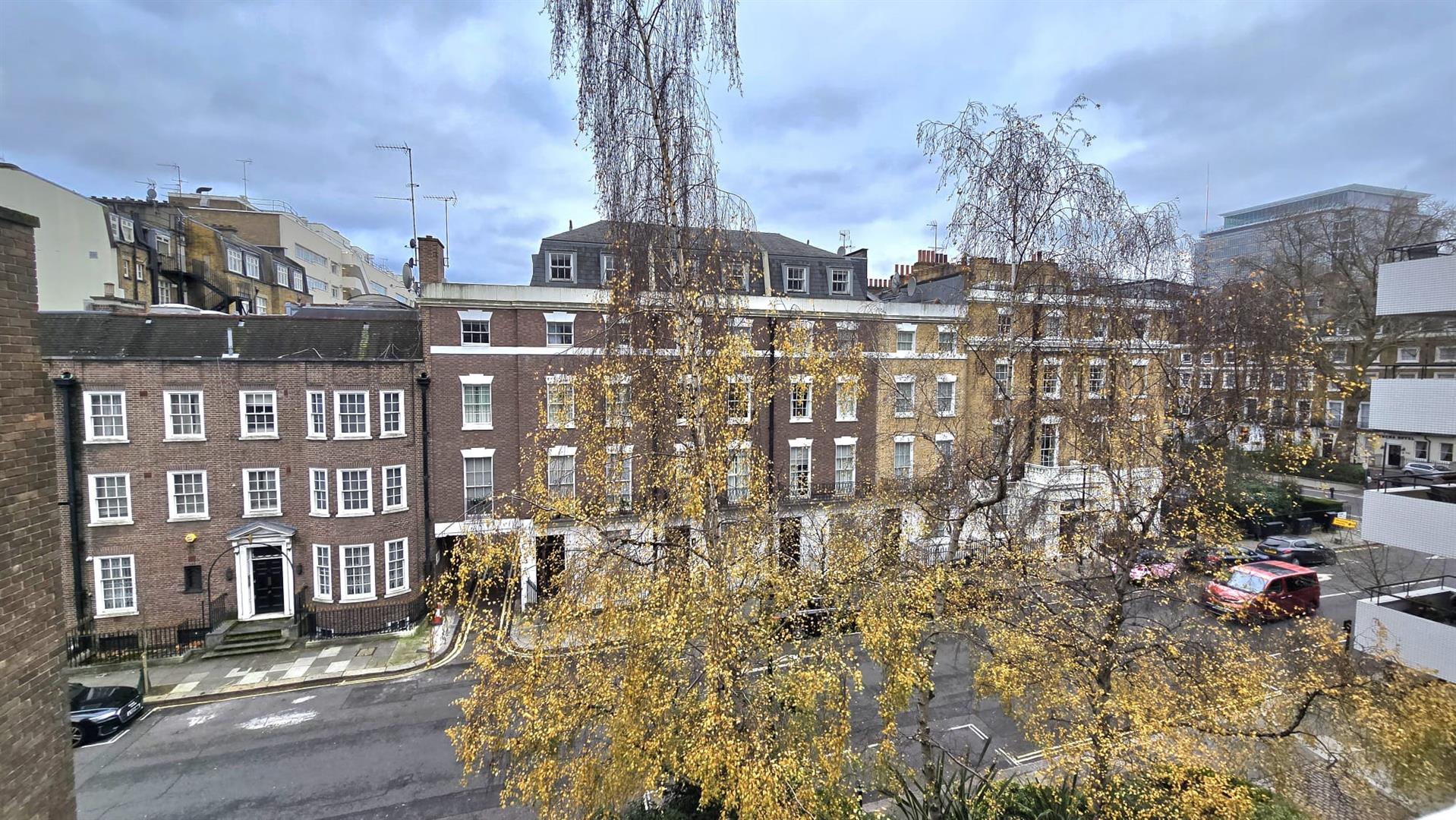 1 bed flat for sale in Southwick Street, London  - Property Image 6