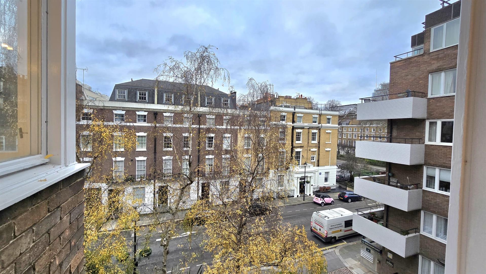 1 bed flat for sale in Southwick Street, London  - Property Image 15