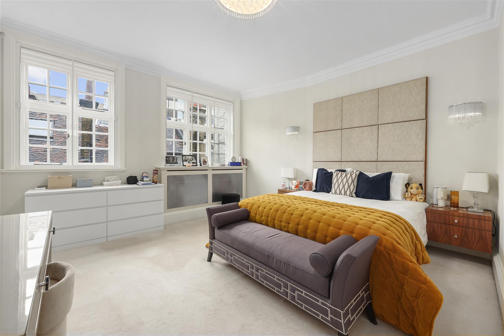 4 bed apartment for sale in Mount Street, London 37