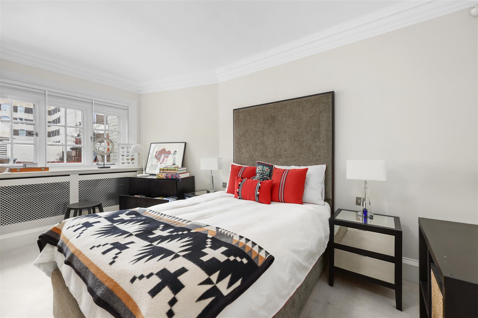 4 bed apartment for sale in Mount Street, London  - Property Image 36