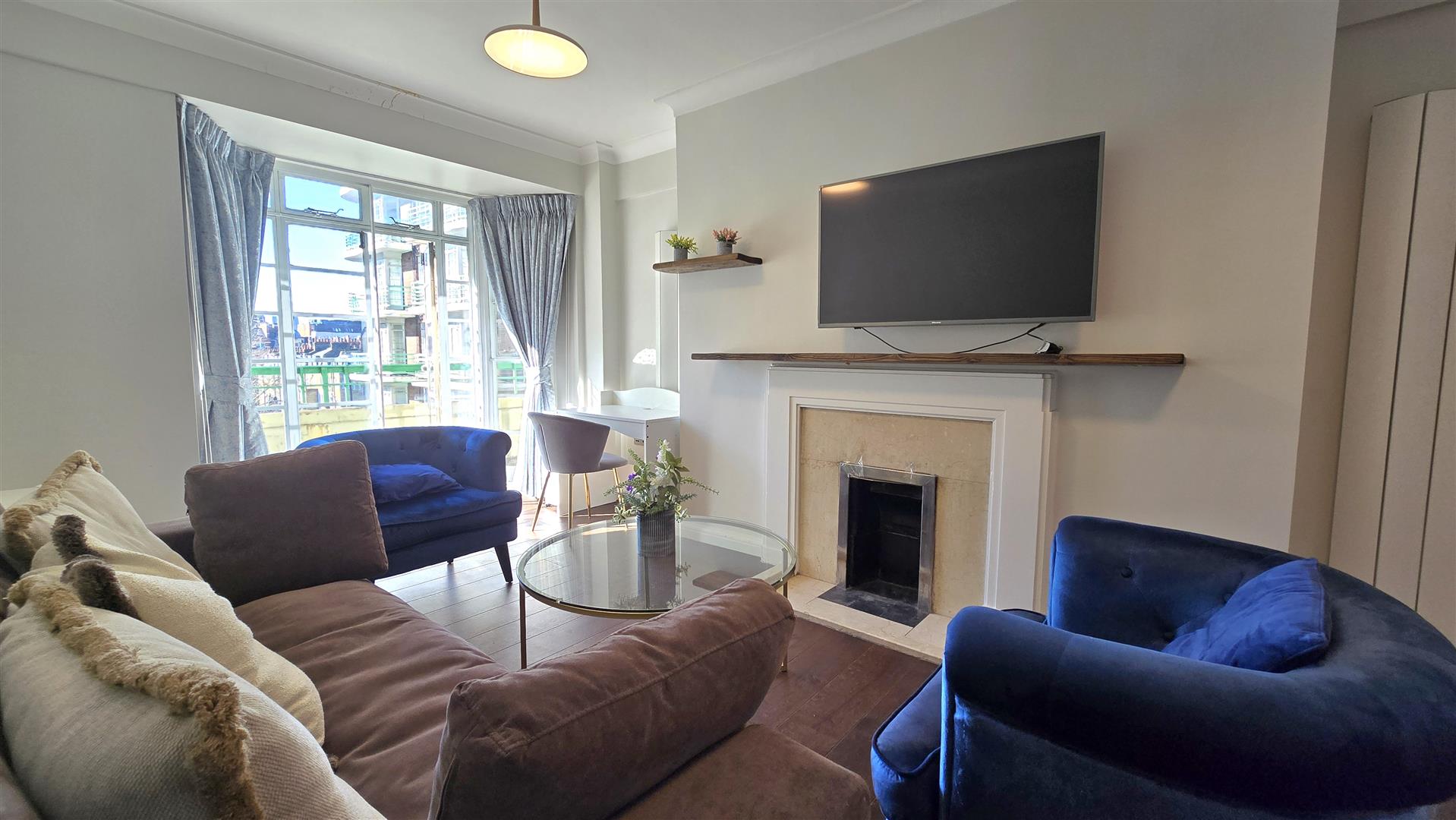 3 bed flat for sale in Gloucester Place, London 5