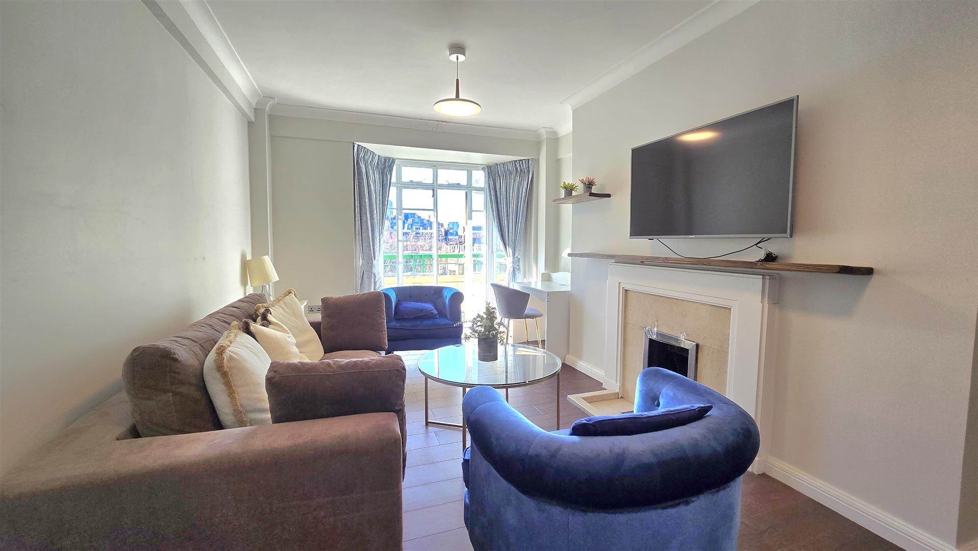 3 bed flat for sale in Gloucester Place, London 3