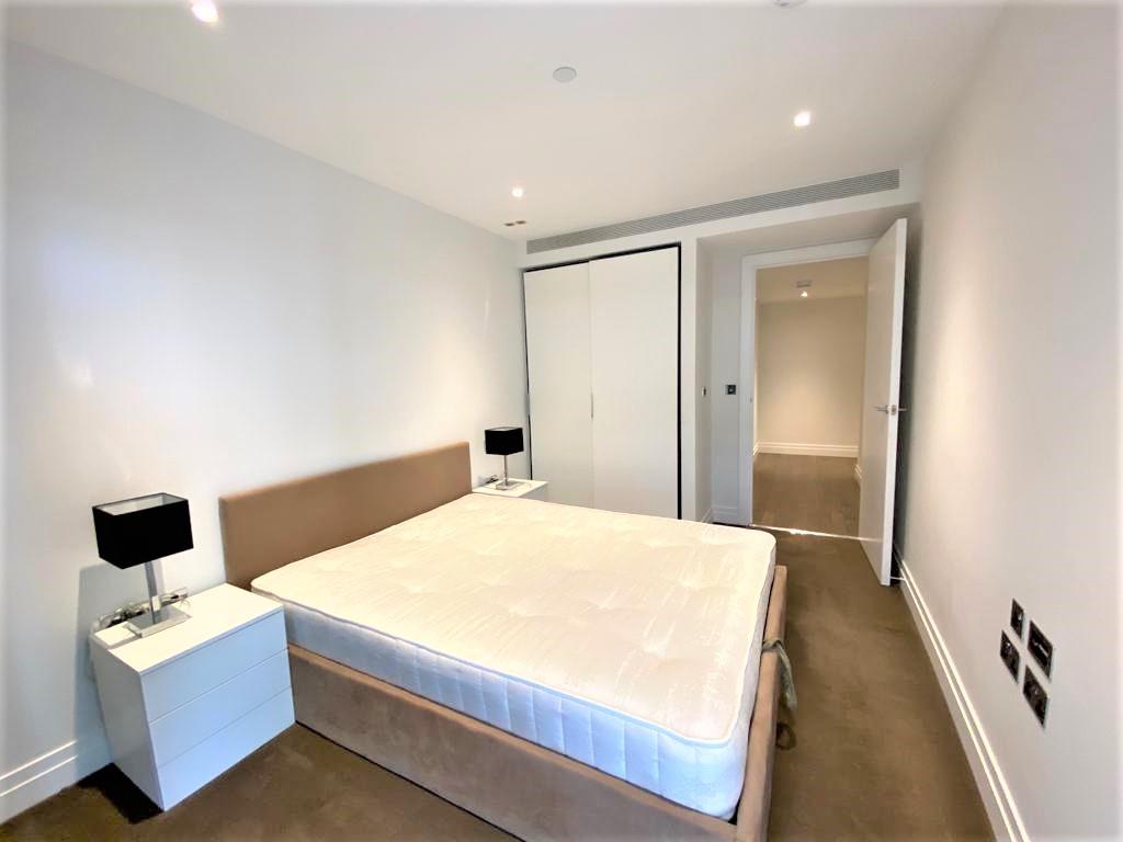 2 bed apartment for sale in Riverlight Quay, London  - Property Image 7