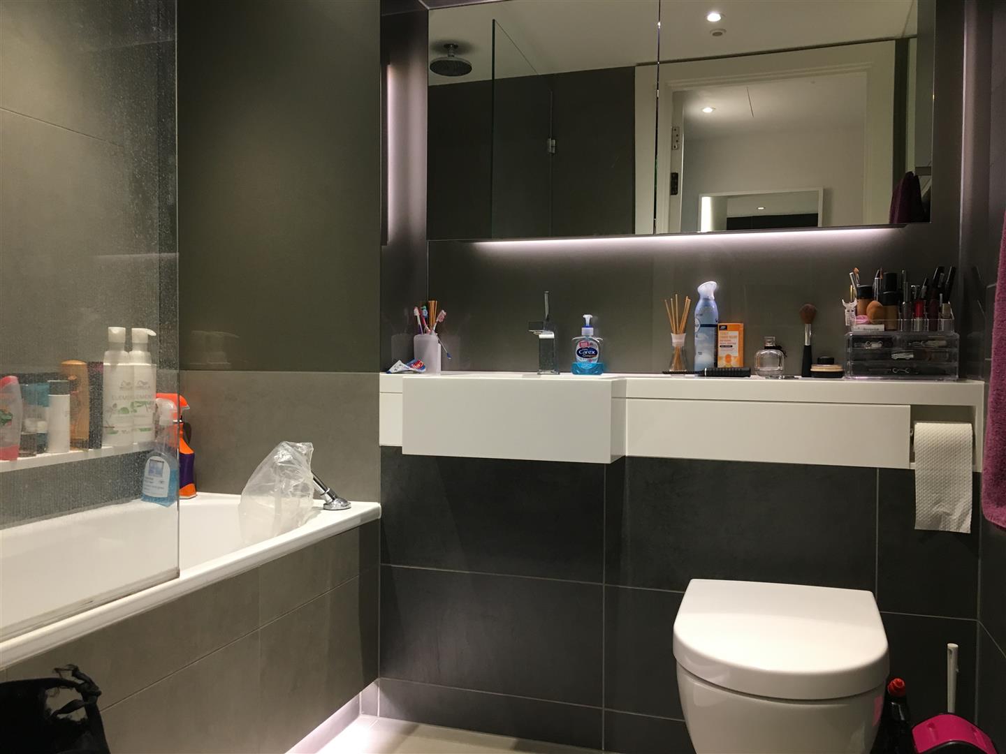 2 bed apartment for sale in Riverlight Quay, London 8