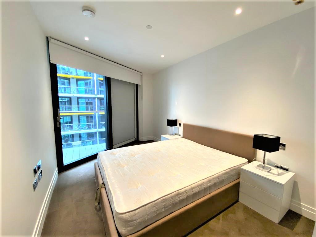 2 bed apartment for sale in Riverlight Quay, London  - Property Image 6