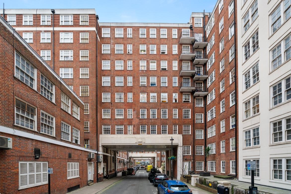 1 bed flat to rent in Edgware Road, London  - Property Image 13
