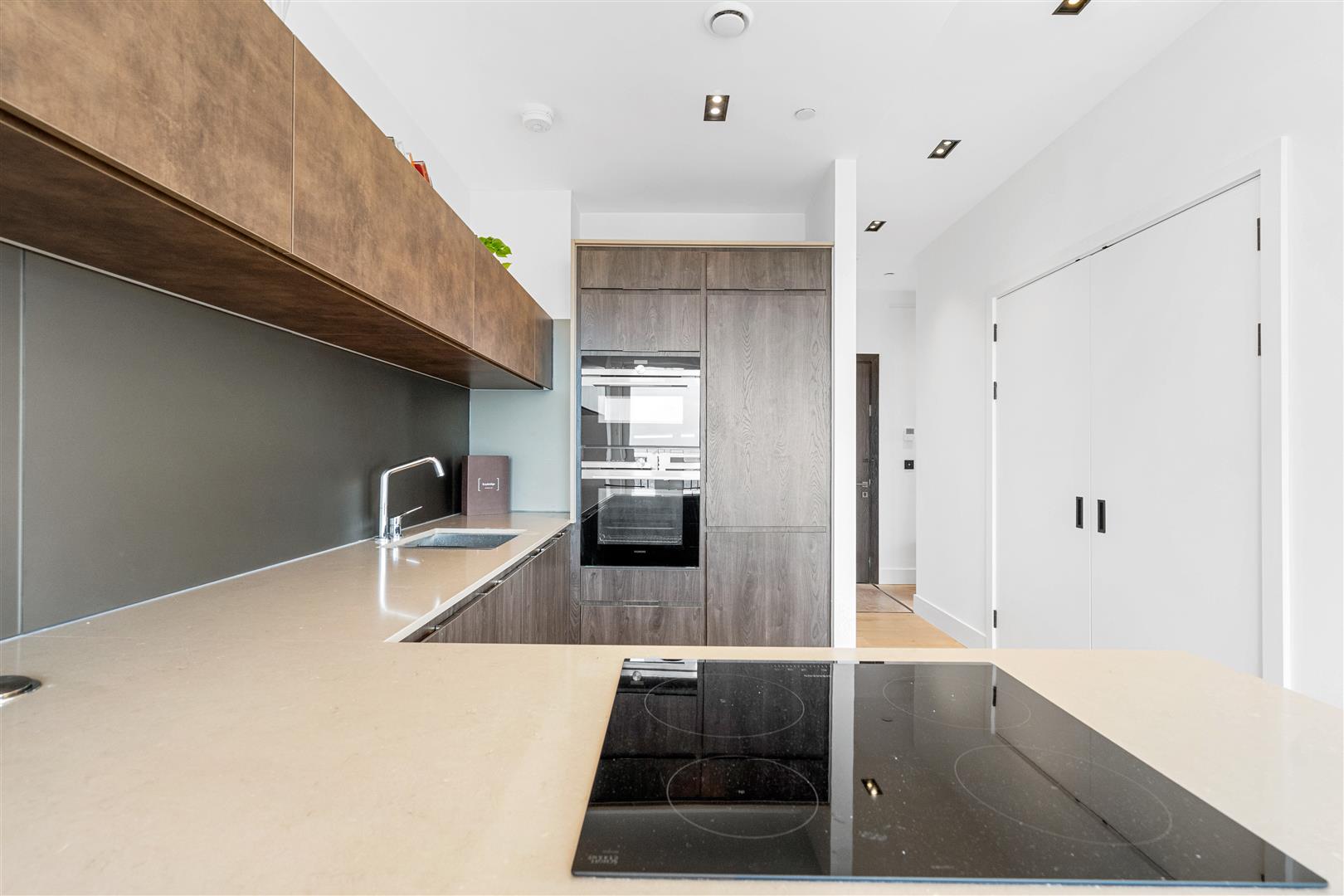 2 bed flat for sale in Exchange Gardens, London 9