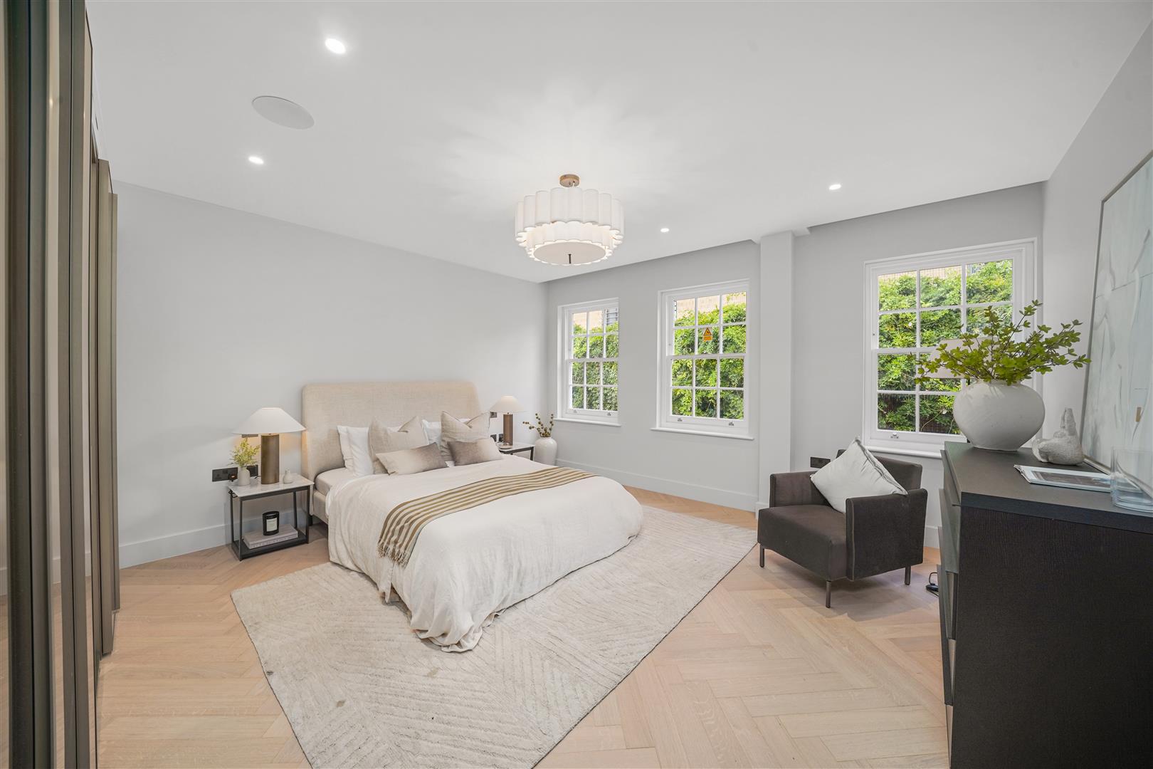 6 bed flat for sale in Princes Gate Mews, London  - Property Image 32