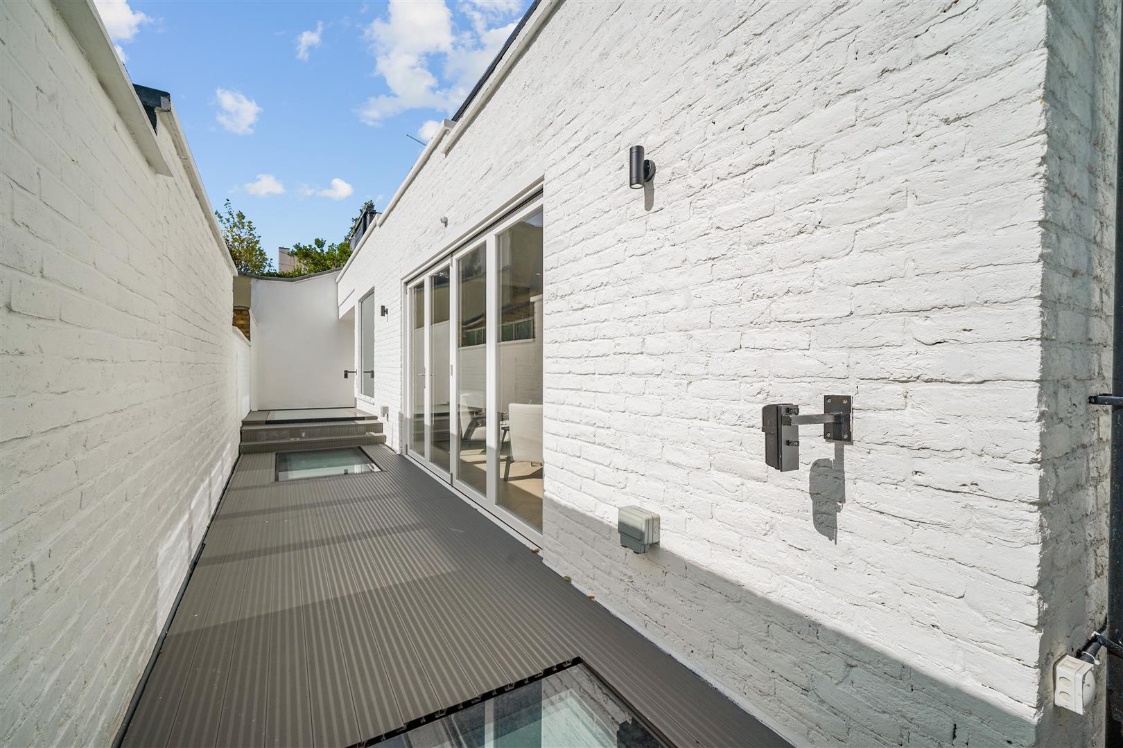 6 bed flat for sale in Princes Gate Mews, London  - Property Image 61