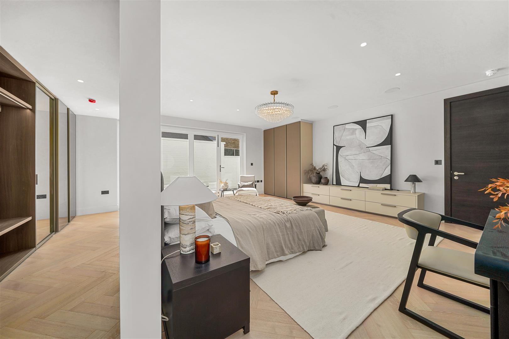 6 bed flat for sale in Princes Gate Mews, London  - Property Image 41