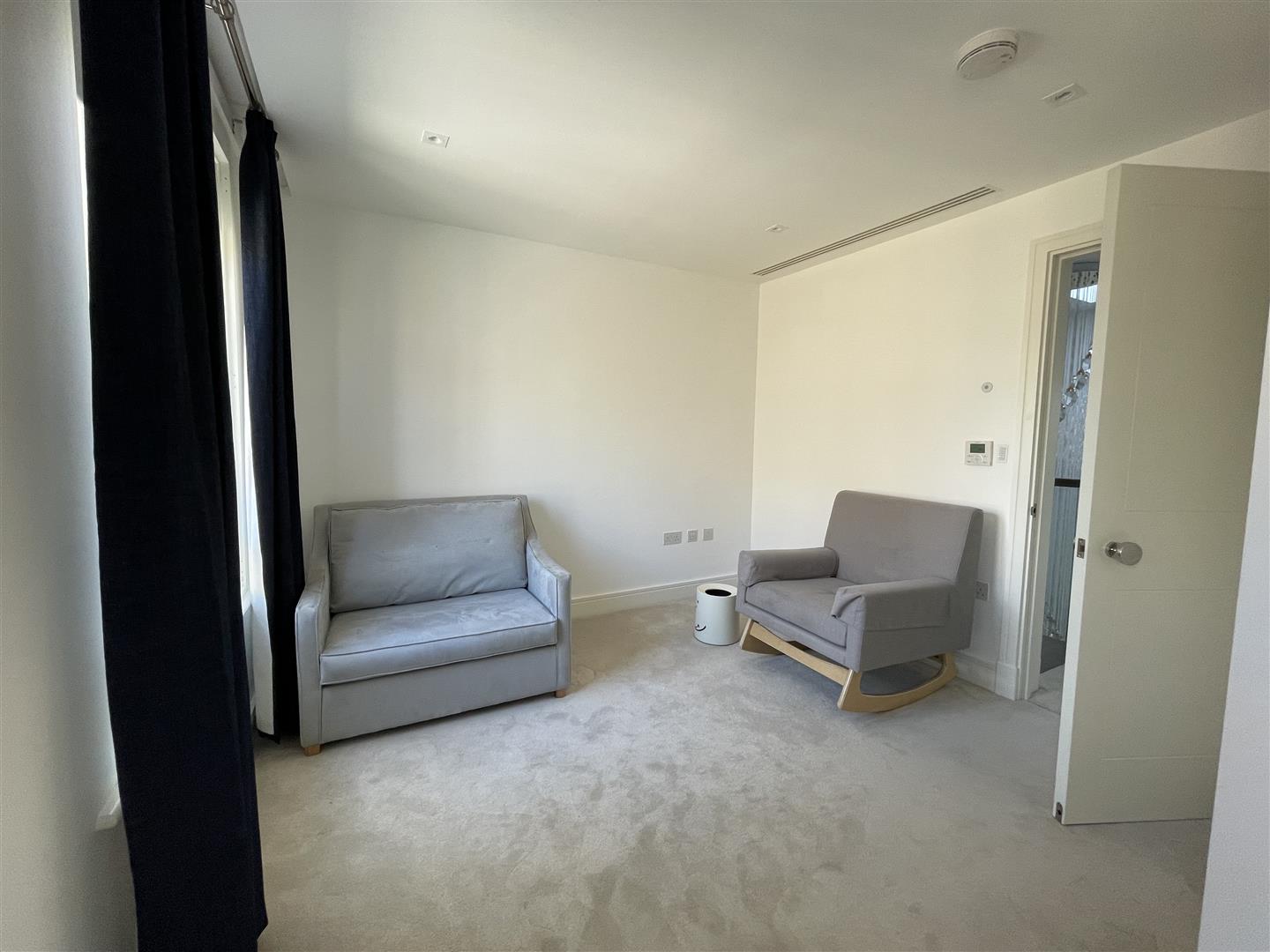 4 bed house to rent in Rainsborough Square, London 13