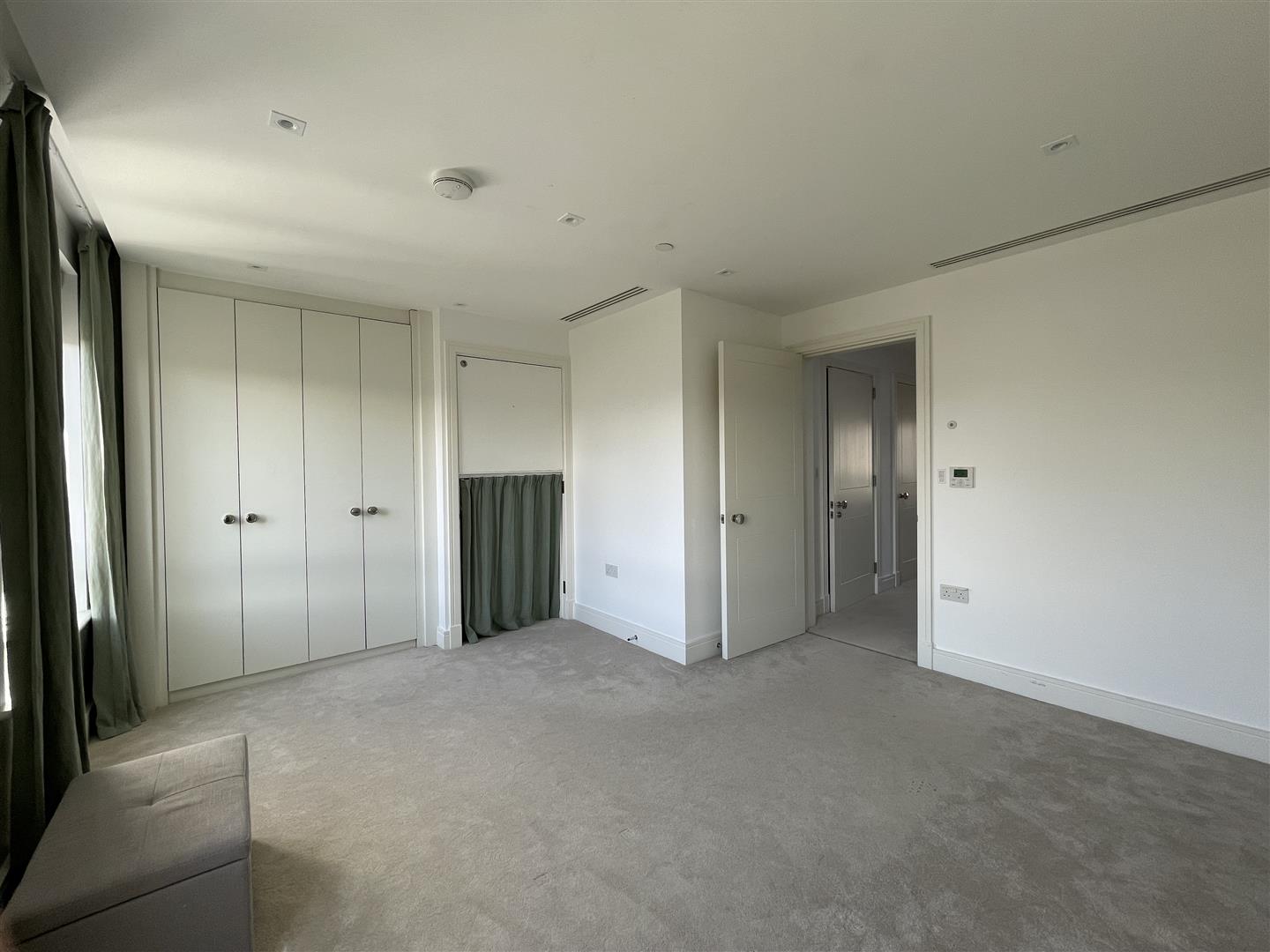 4 bed house to rent in Rainsborough Square, London 16