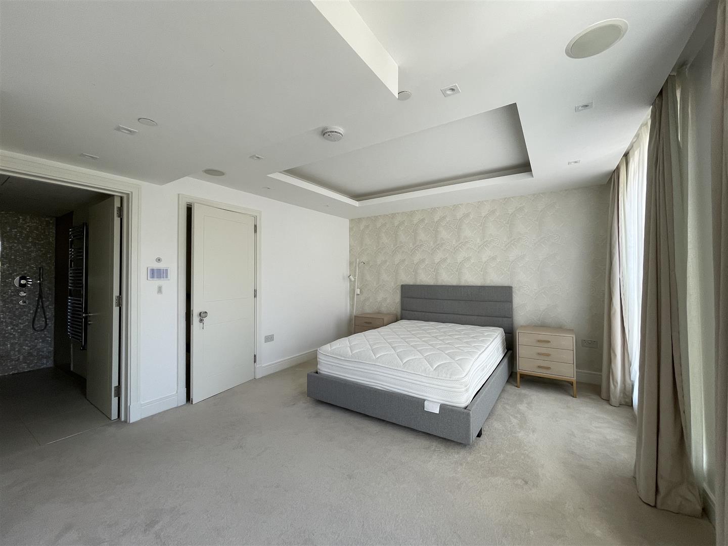 4 bed house to rent in Rainsborough Square, London 11