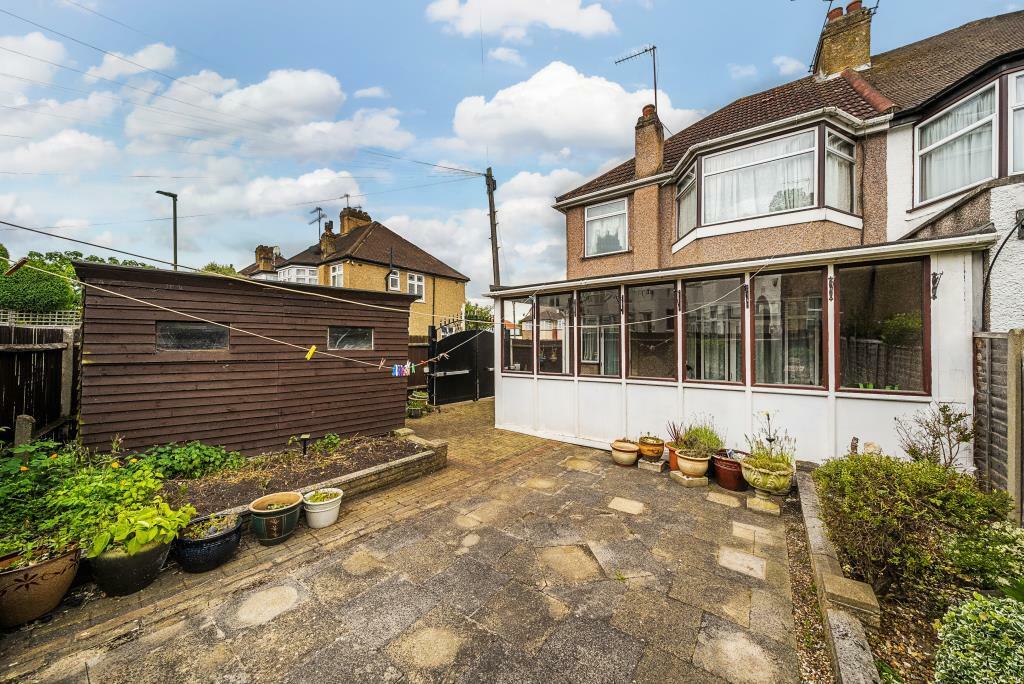 3 bed house to rent in Woolmead Avenue, London  - Property Image 9