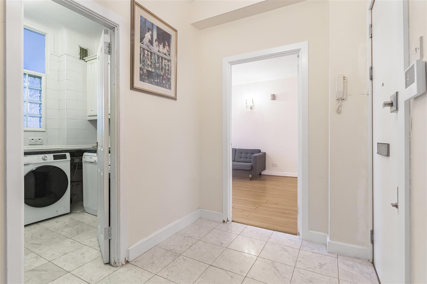 2 bed house to rent in Grove End Road, London  - Property Image 14
