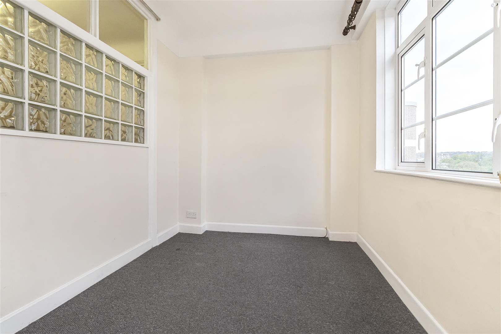 2 bed house to rent in Grove End Road, London  - Property Image 7