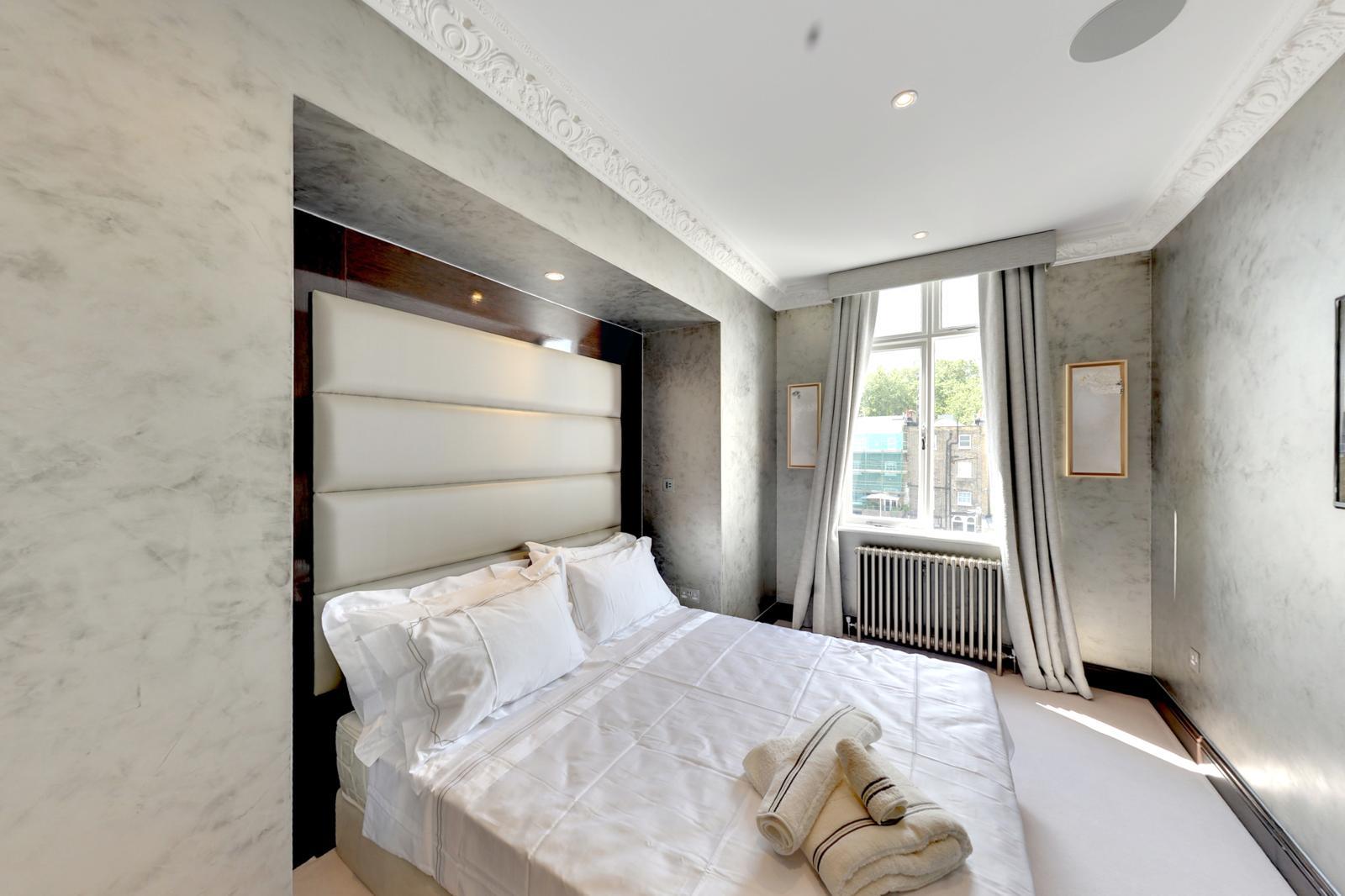 3 bed house to rent in Rutland Gate, London  - Property Image 7
