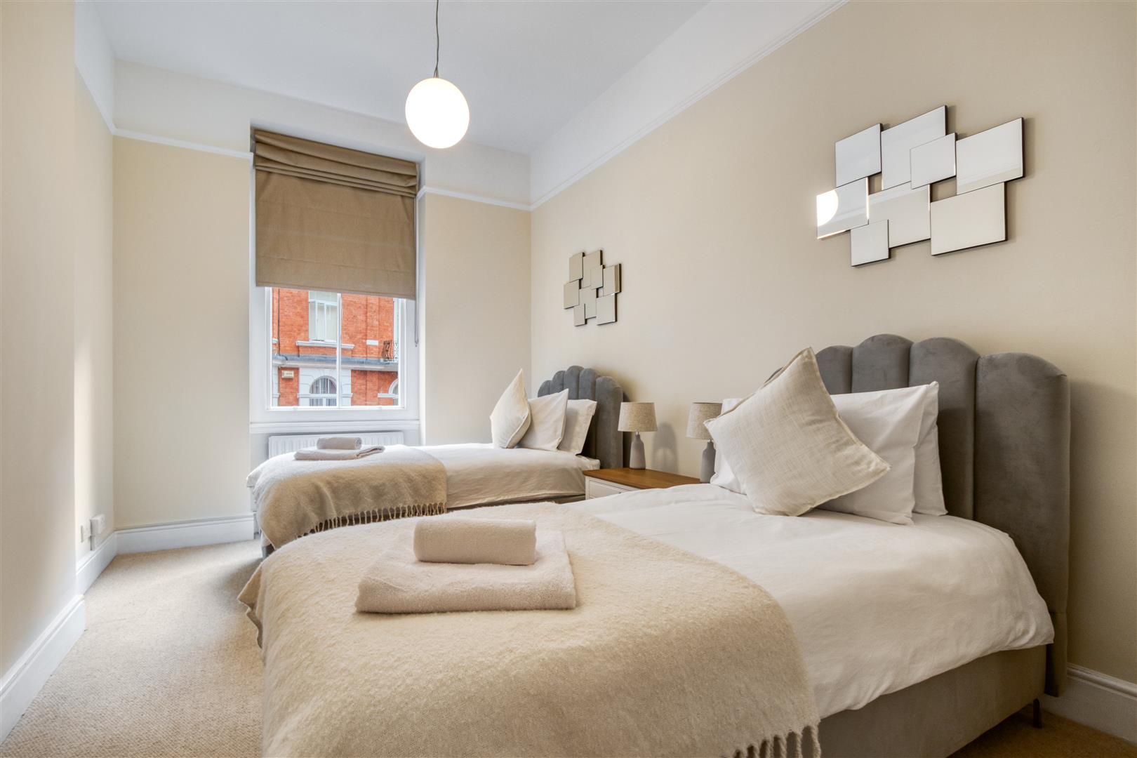 4 bed flat to rent in Kensington Court, London  - Property Image 41