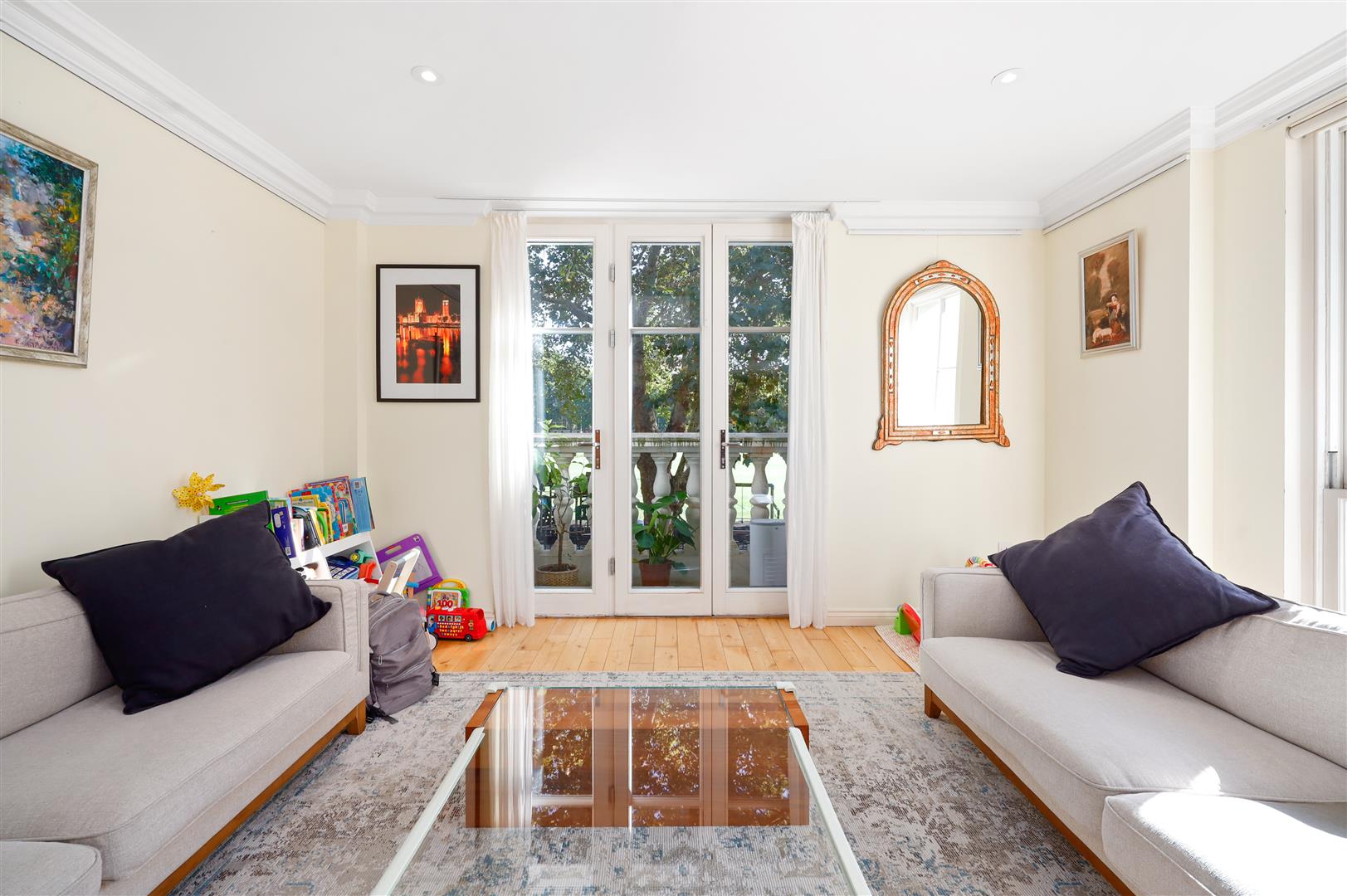 3 bed flat for sale in Vincent Square, London  - Property Image 13