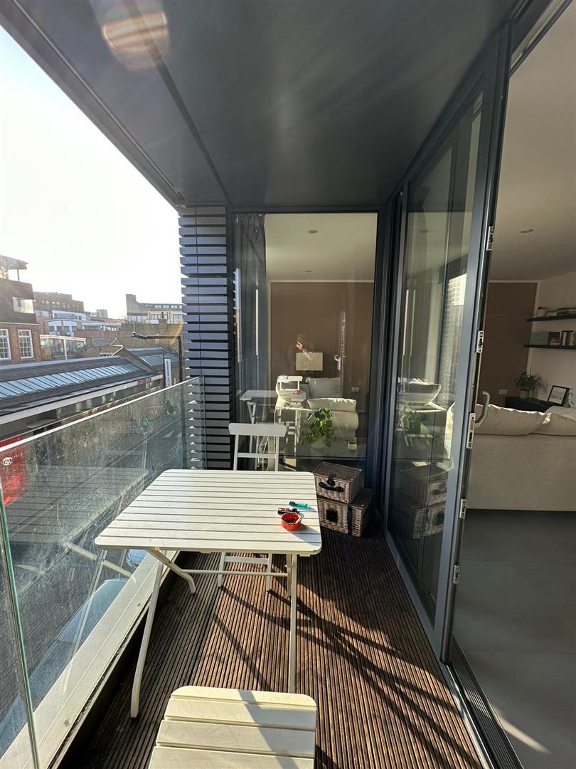 2 bed flat to rent in Union Street, London  - Property Image 7