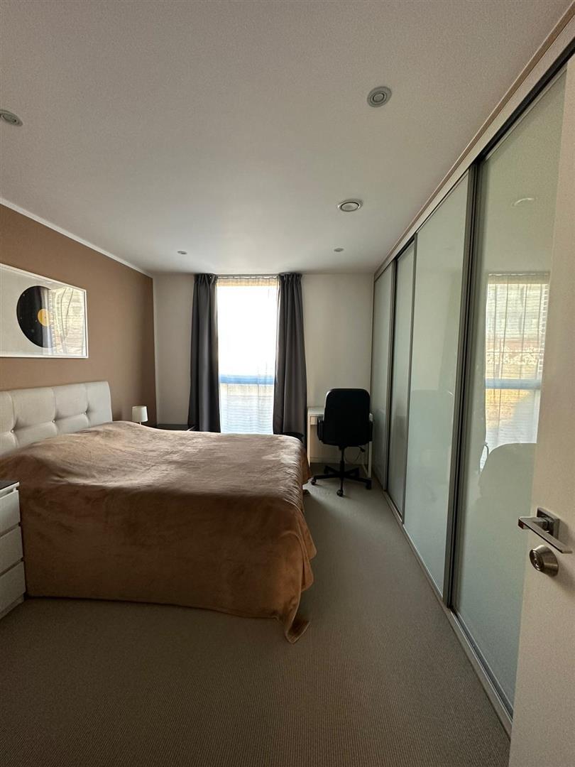 2 bed flat to rent in Union Street, London 4