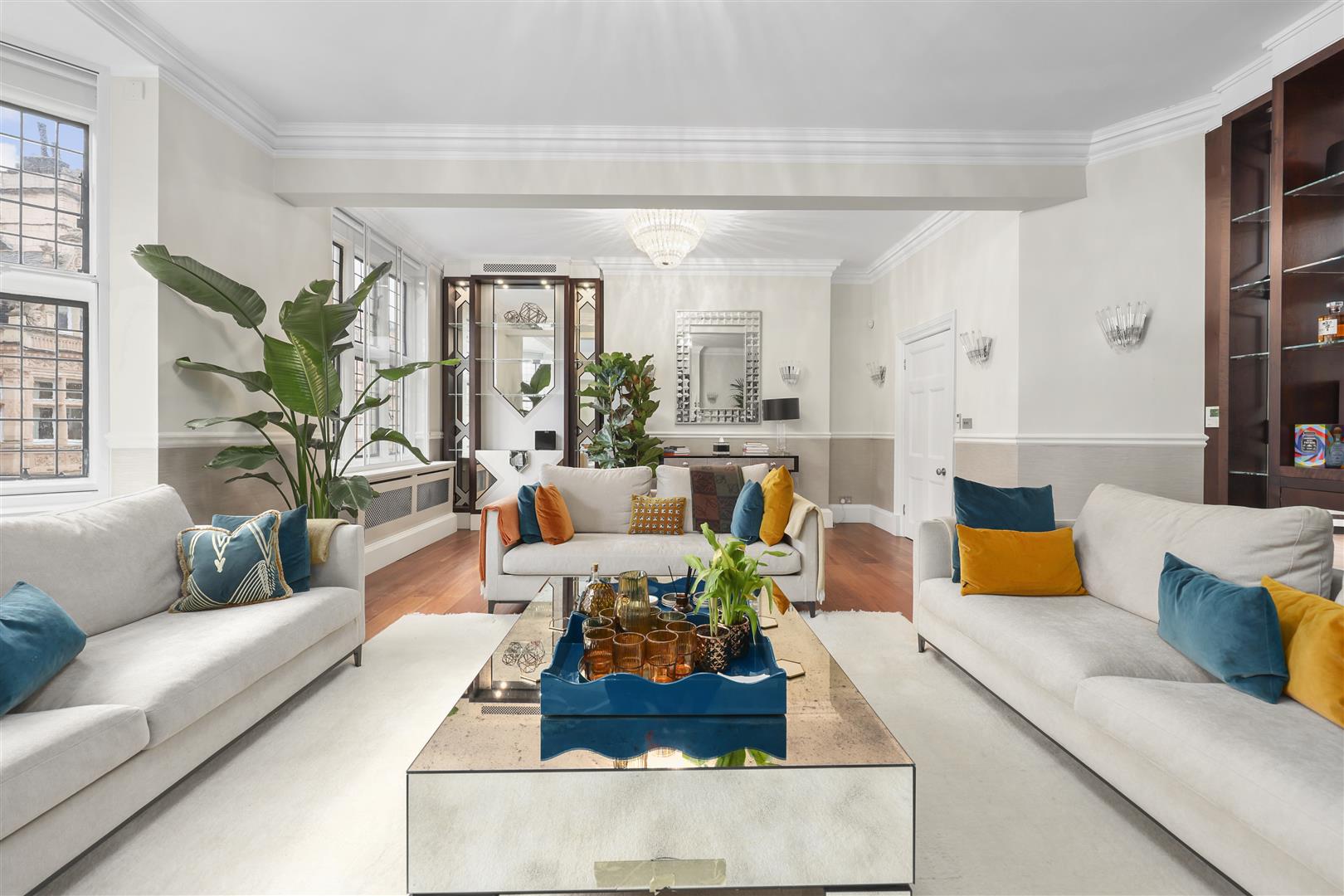 4 bed apartment to rent in Mount Street, London  - Property Image 2