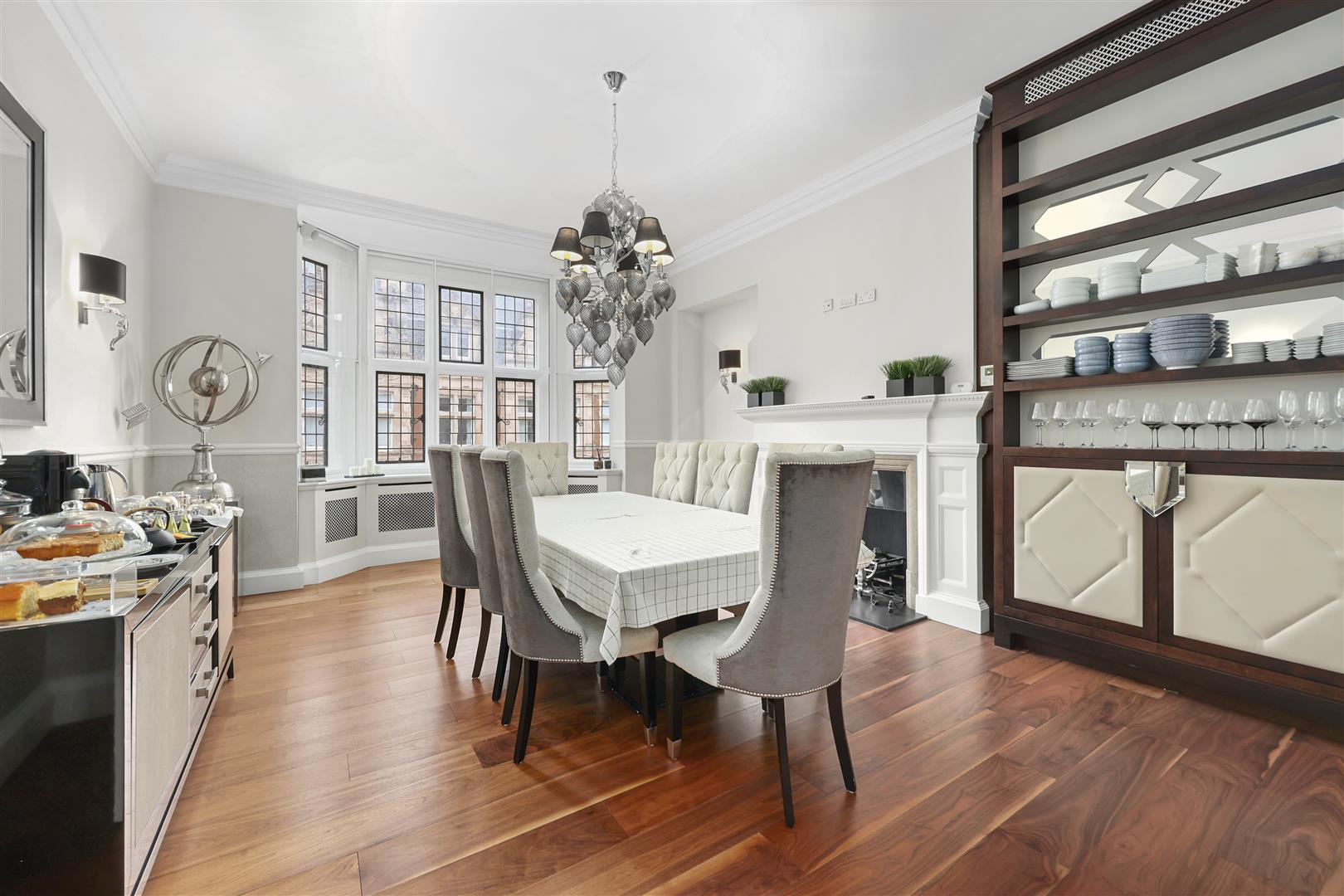 4 bed apartment to rent in Mount Street, London  - Property Image 14