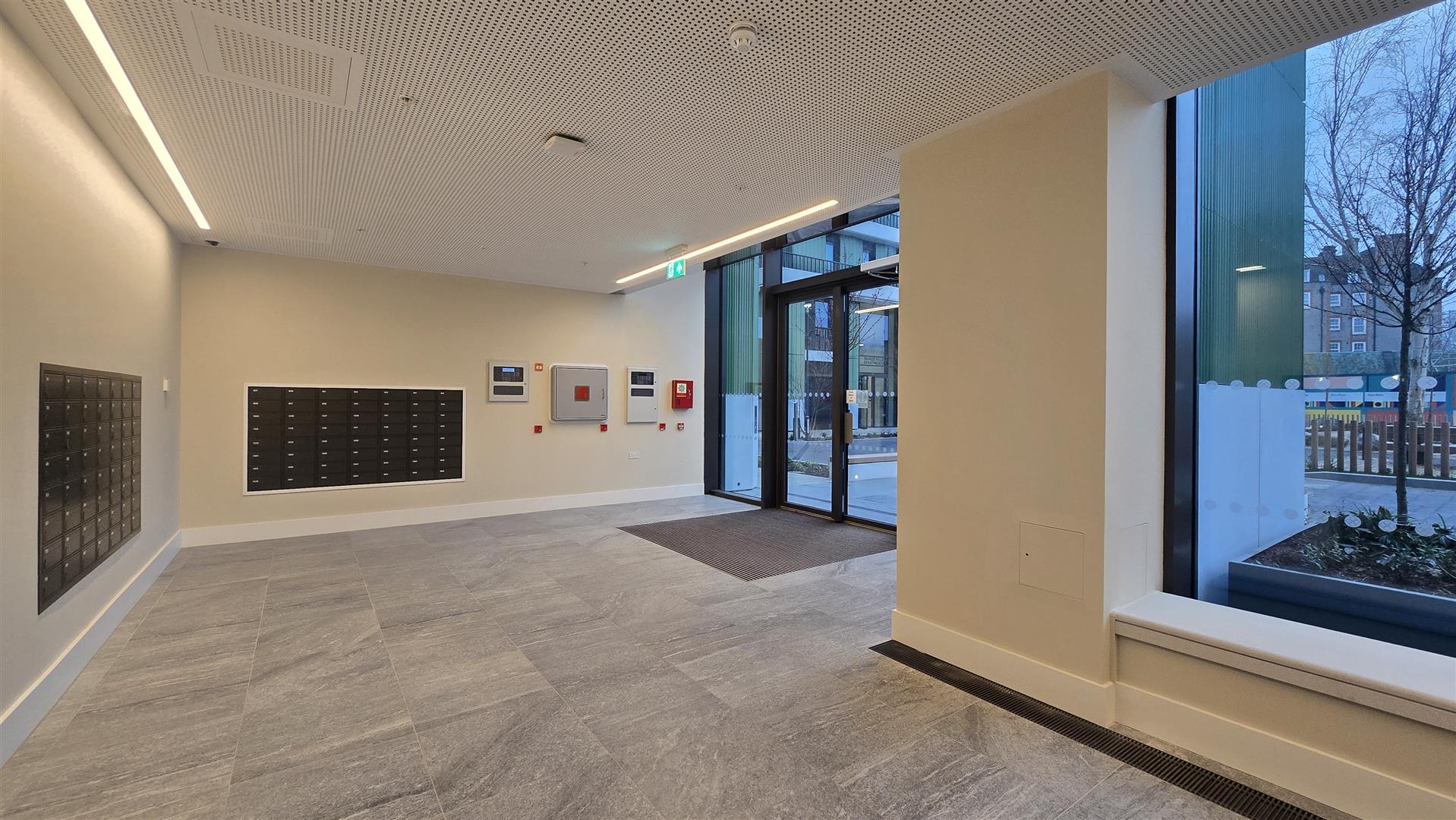 2 bed flat to rent in Alba Square, London 21