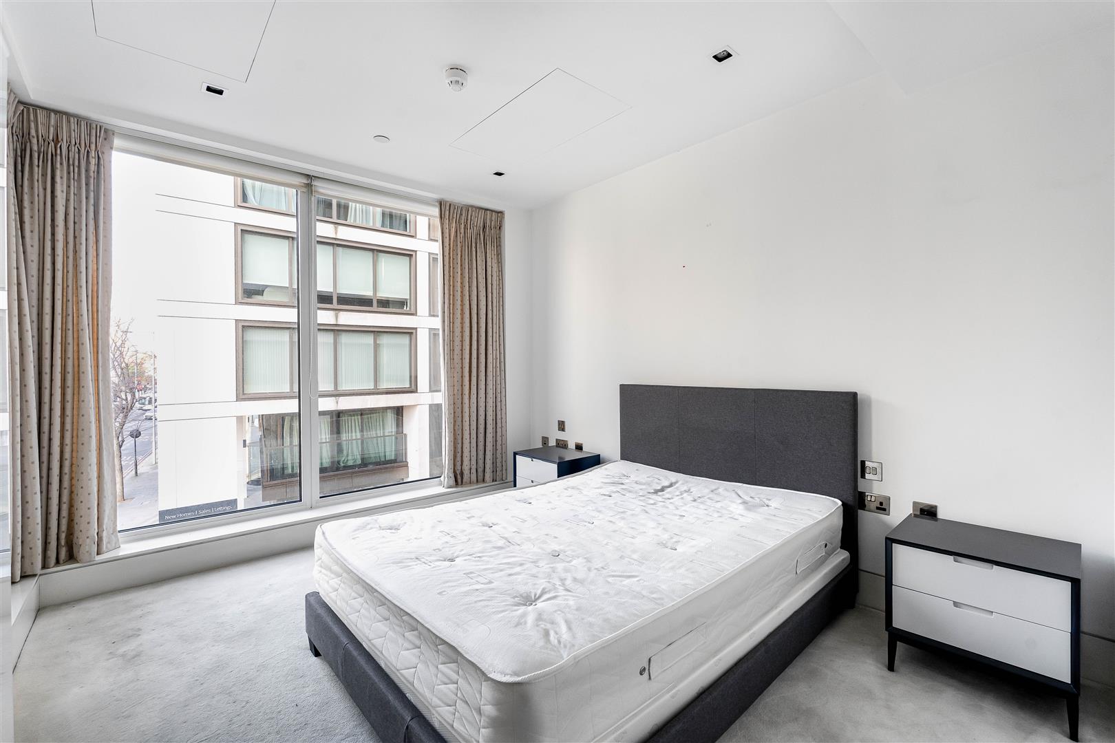 2 bed house to rent in Kensington High Street, London  - Property Image 20