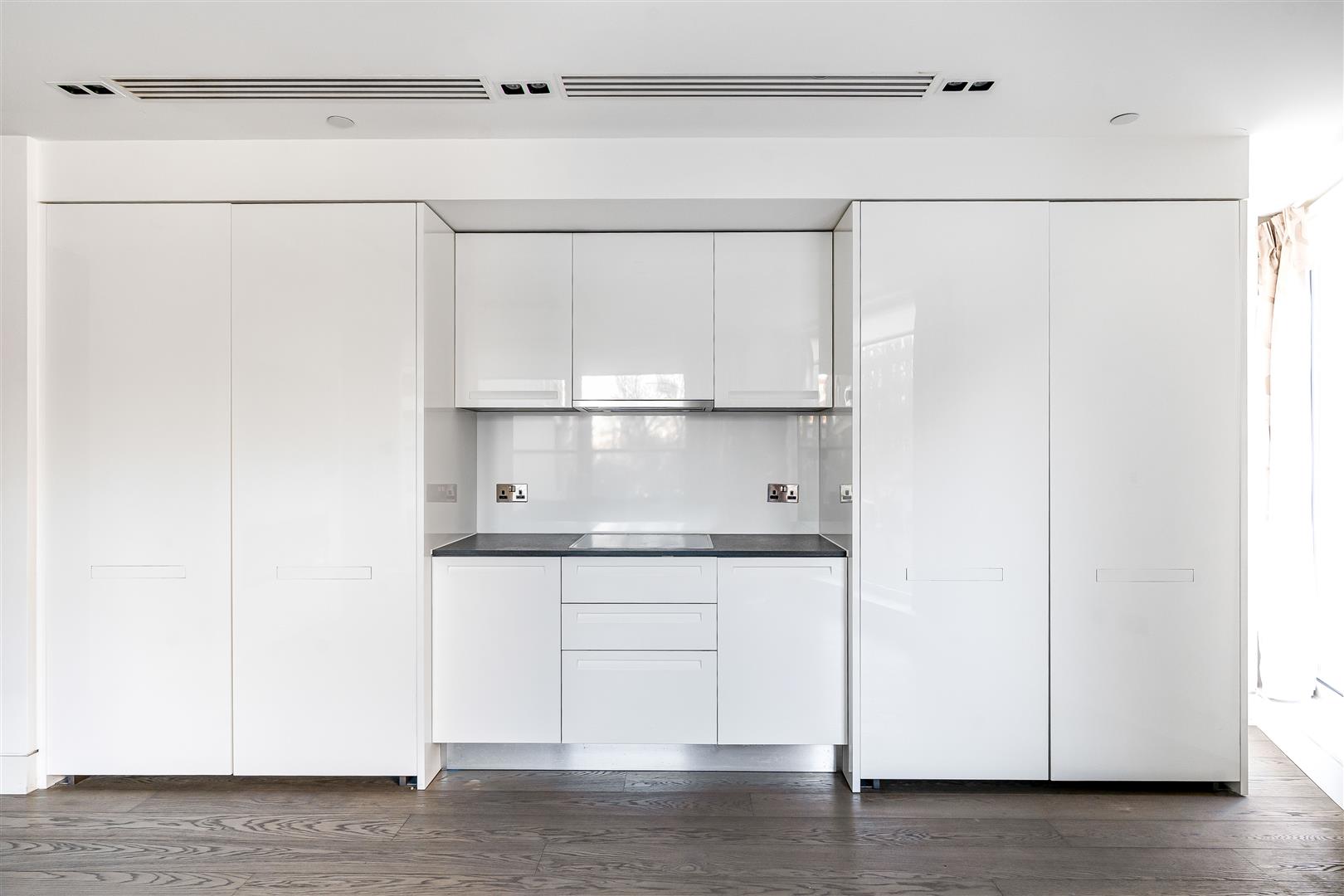 2 bed house to rent in Kensington High Street, London  - Property Image 7