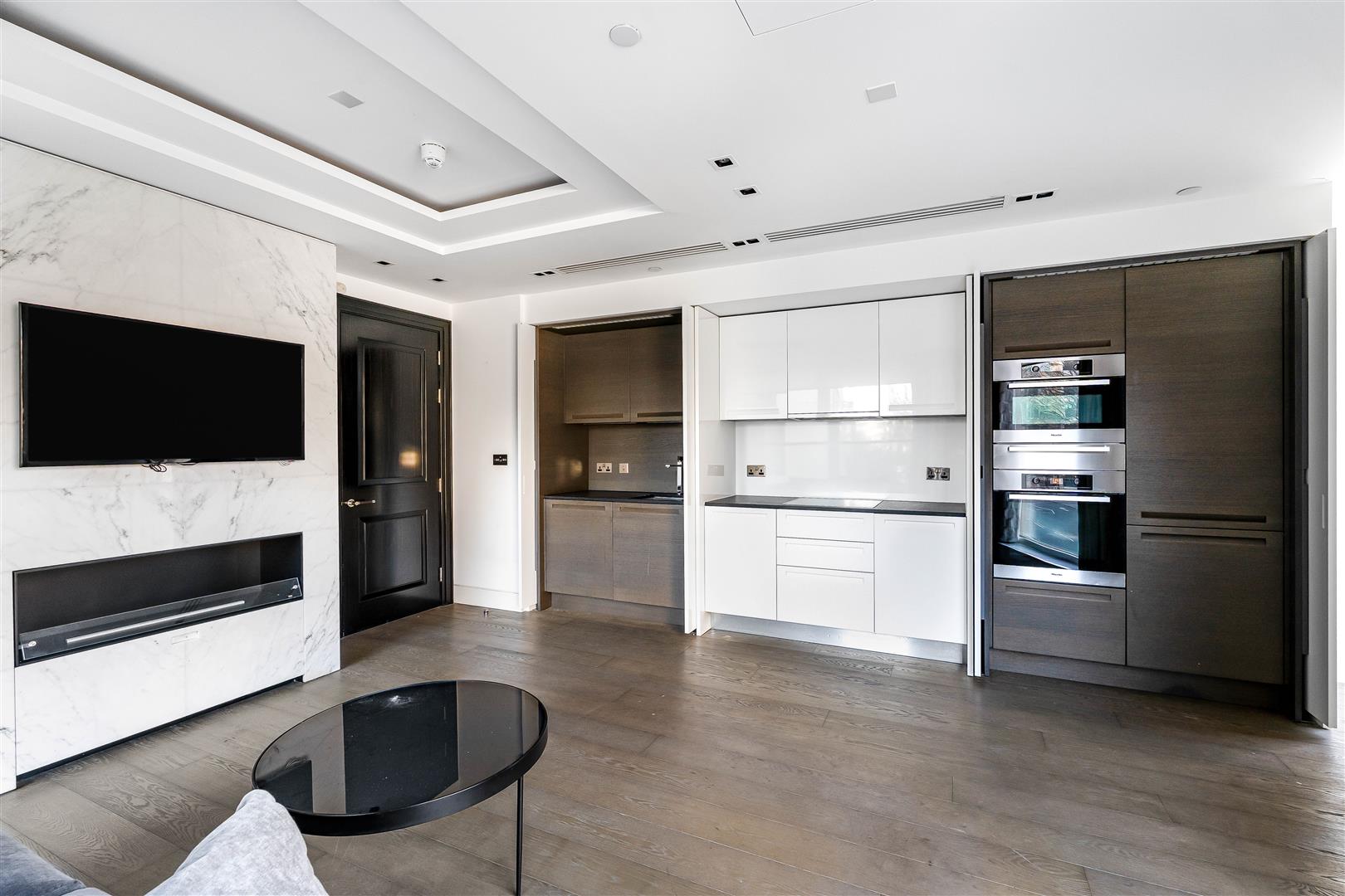 2 bed house to rent in Kensington High Street, London  - Property Image 8