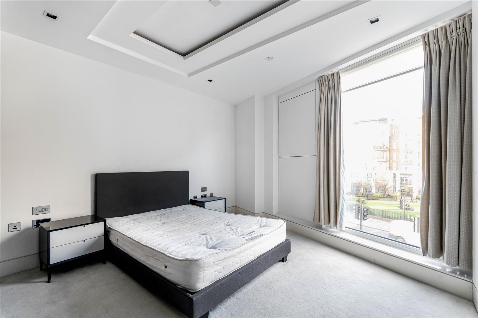 2 bed house to rent in Kensington High Street, London 12