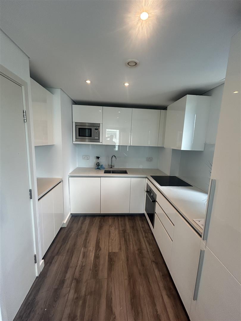 2 bed apartment to rent in Merchant Square East, London  - Property Image 10
