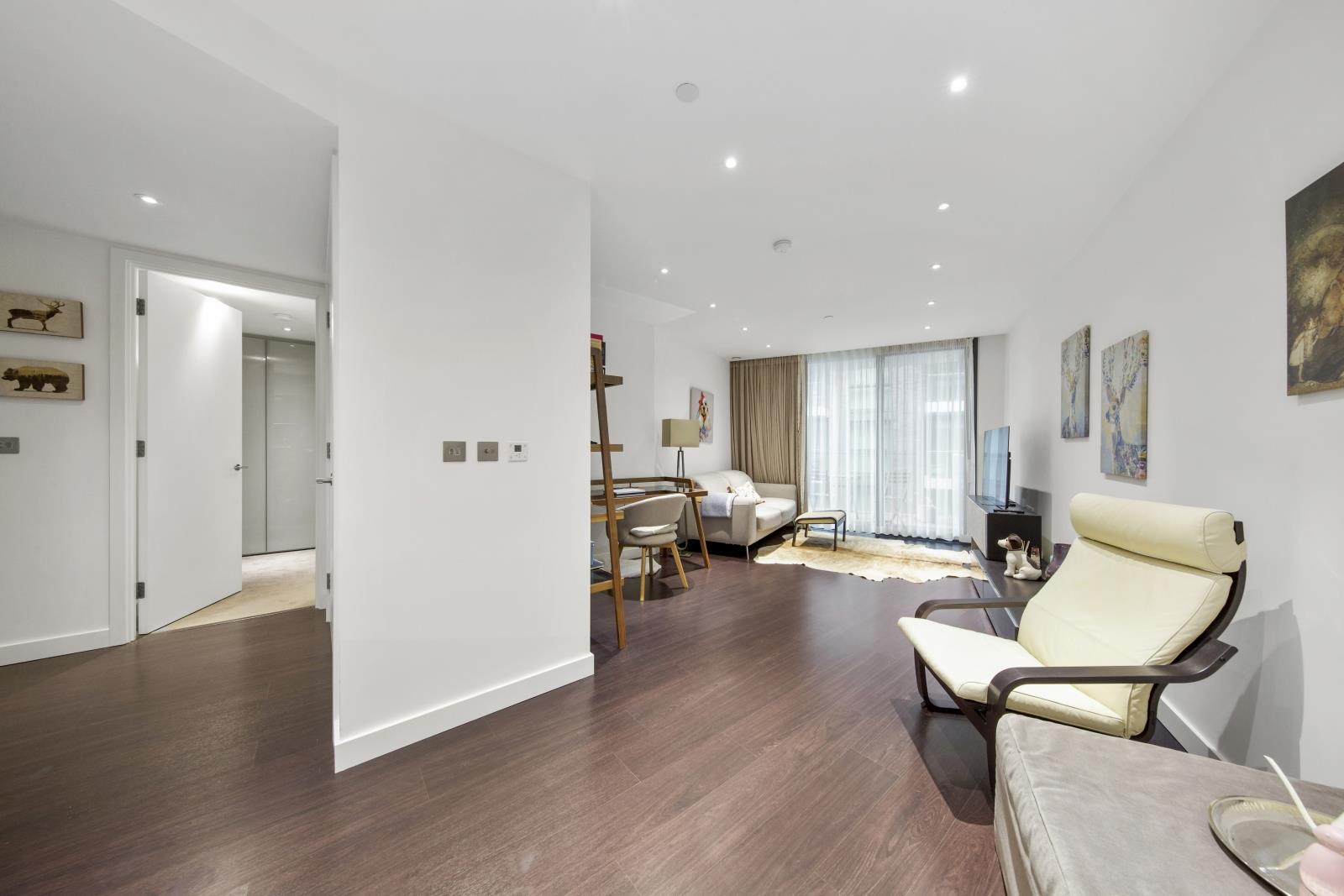 1 bed apartment for sale in Chaucer Gardens, London  - Property Image 6