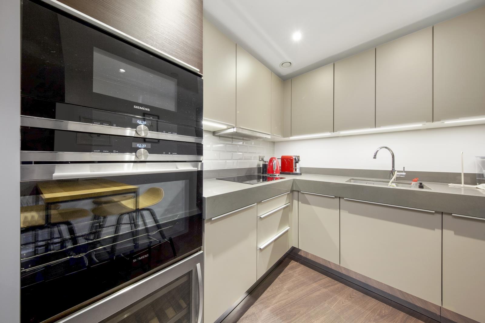 1 bed apartment for sale in Chaucer Gardens, London  - Property Image 14