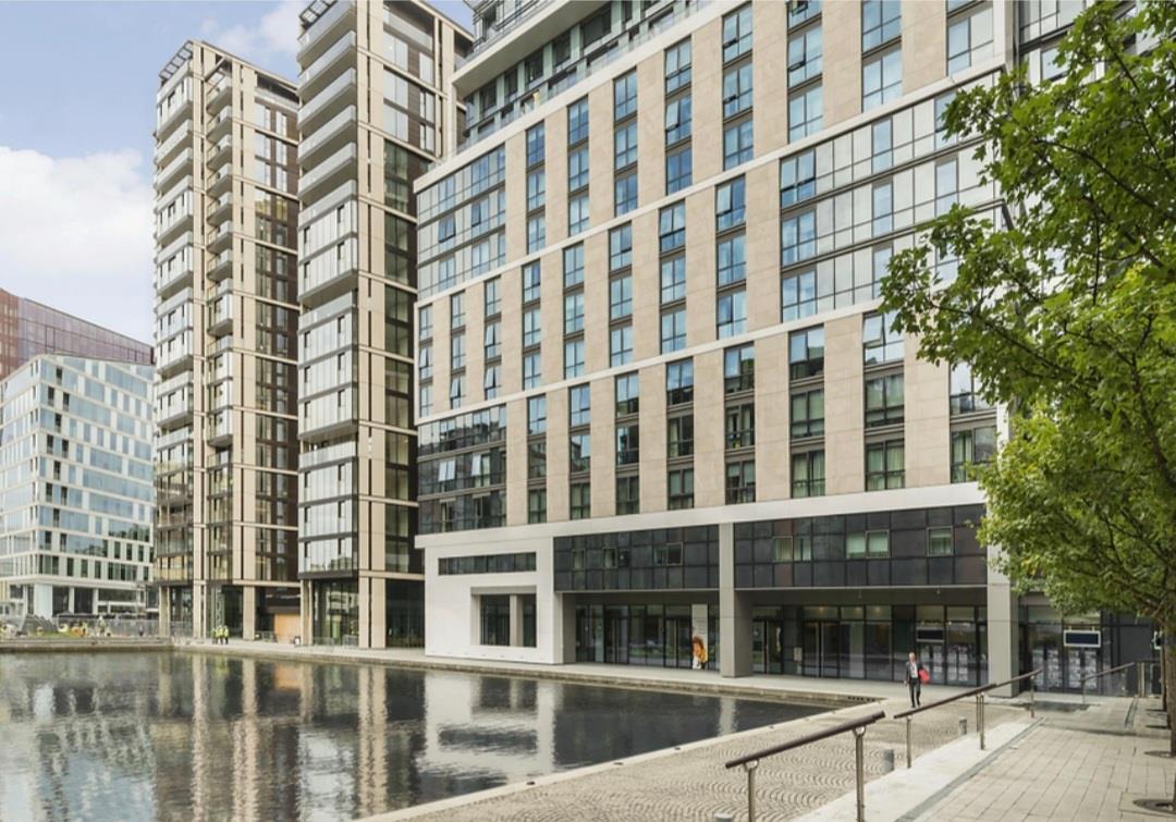 2 bed apartment for sale in Merchant Square East, Paddington - Property Image 1