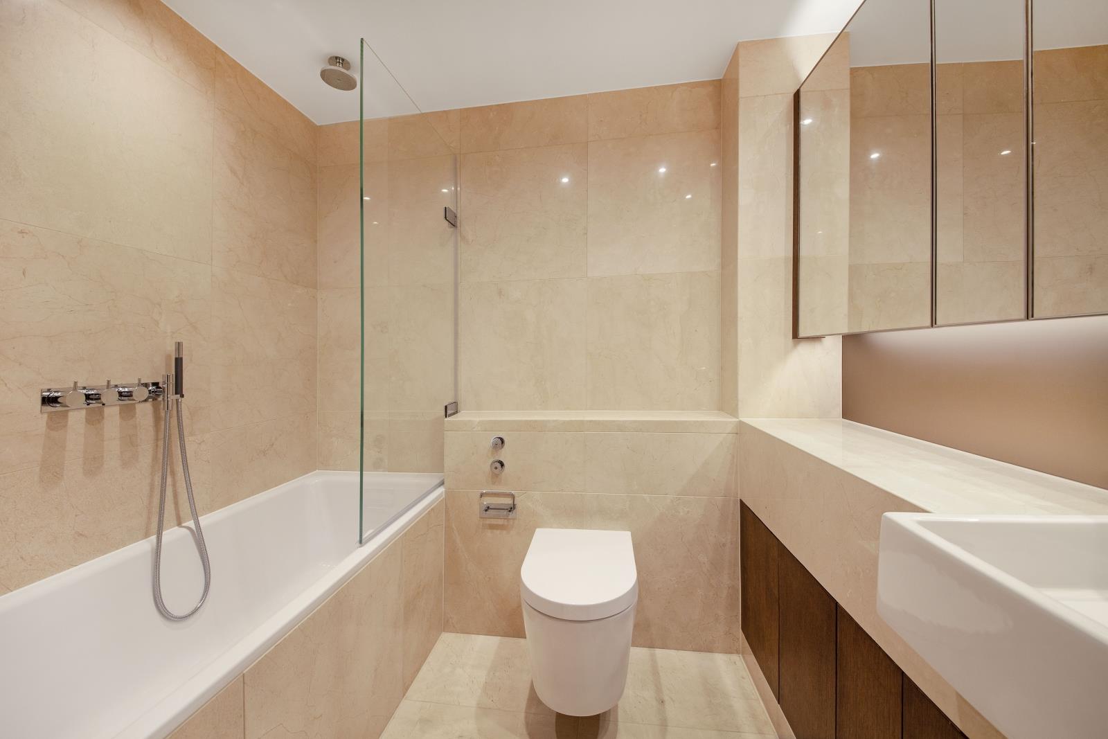 2 bed apartment for sale in Waterfront Drive, London 9