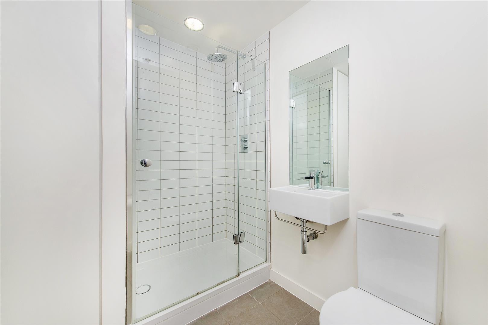 2 bed apartment to rent in FULHAM ROAD, London  - Property Image 8
