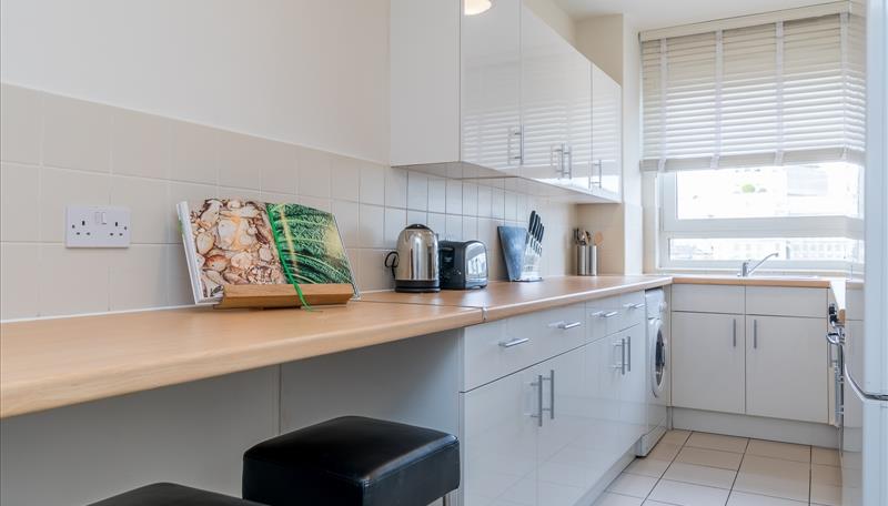 2 bed apartment to rent in Abbey Orchard Street, London  - Property Image 4