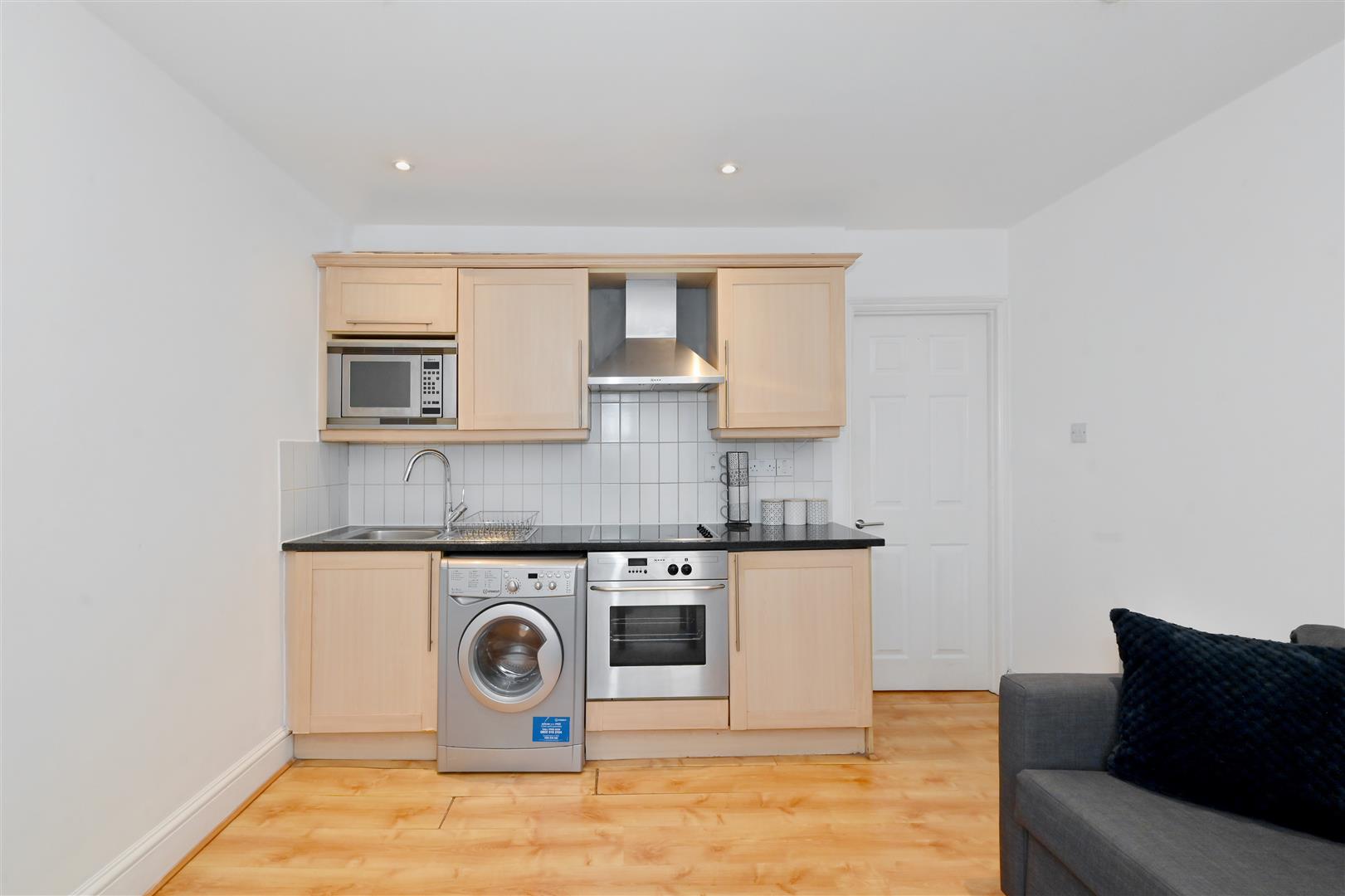 1 bed flat for sale in Stafford Street, London  - Property Image 7