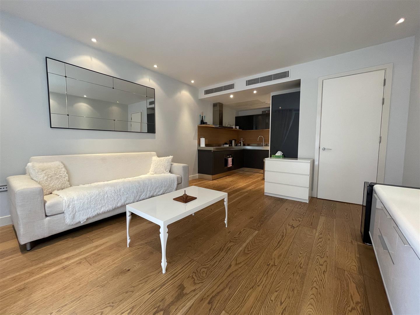 1 bed apartment to rent in Gatliff Road, London - Property Image 1