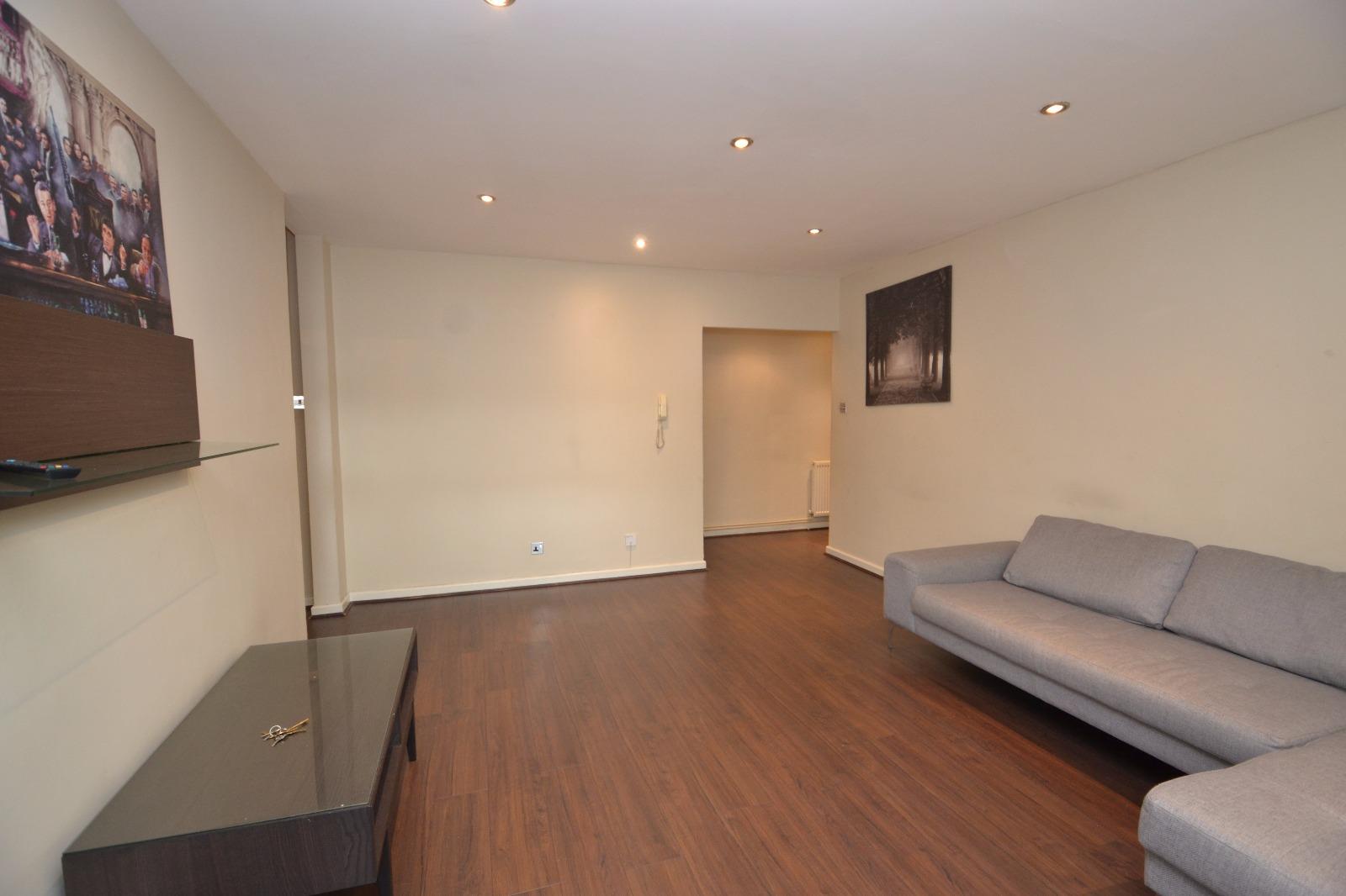 2 bed apartment to rent in Maida Vale, London  - Property Image 2