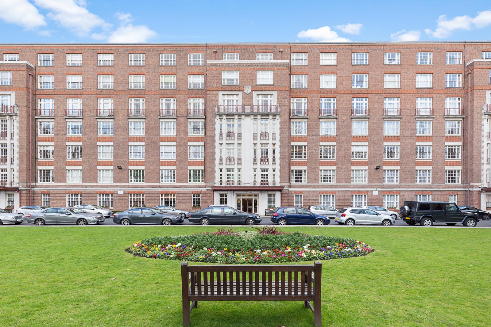 2 bed apartment to rent in Finchley Road, London  - Property Image 12
