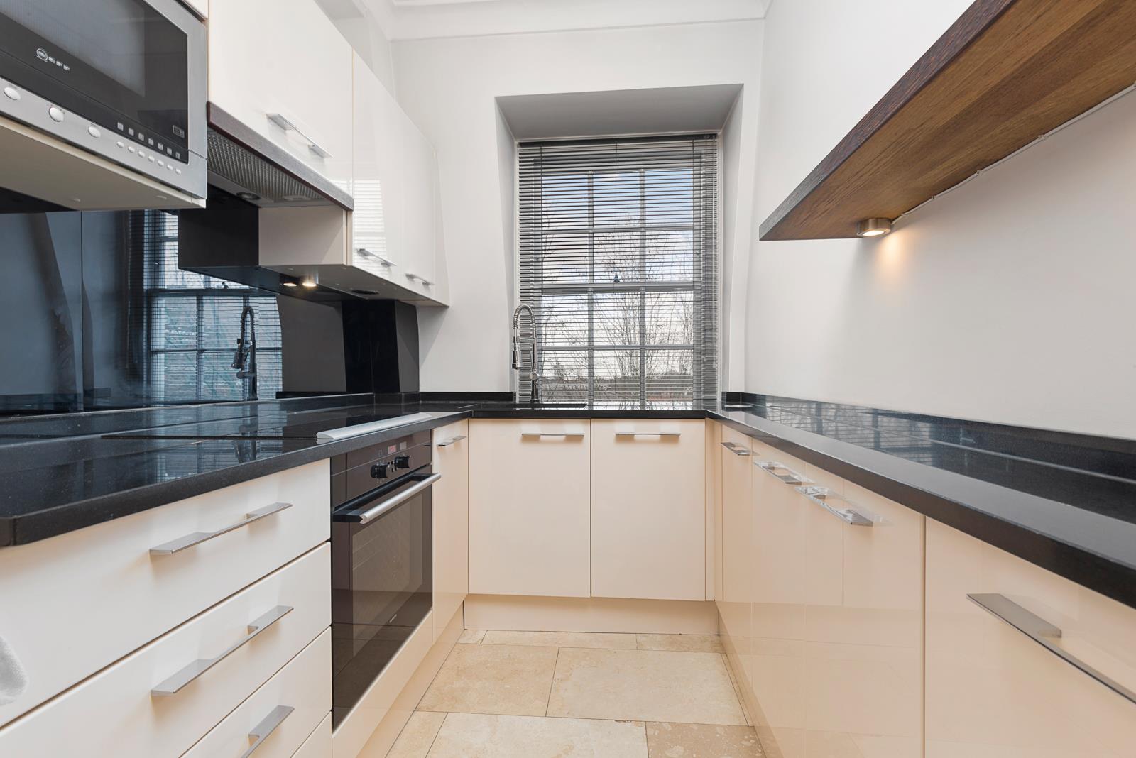 2 bed apartment to rent in Finchley Road, London  - Property Image 5
