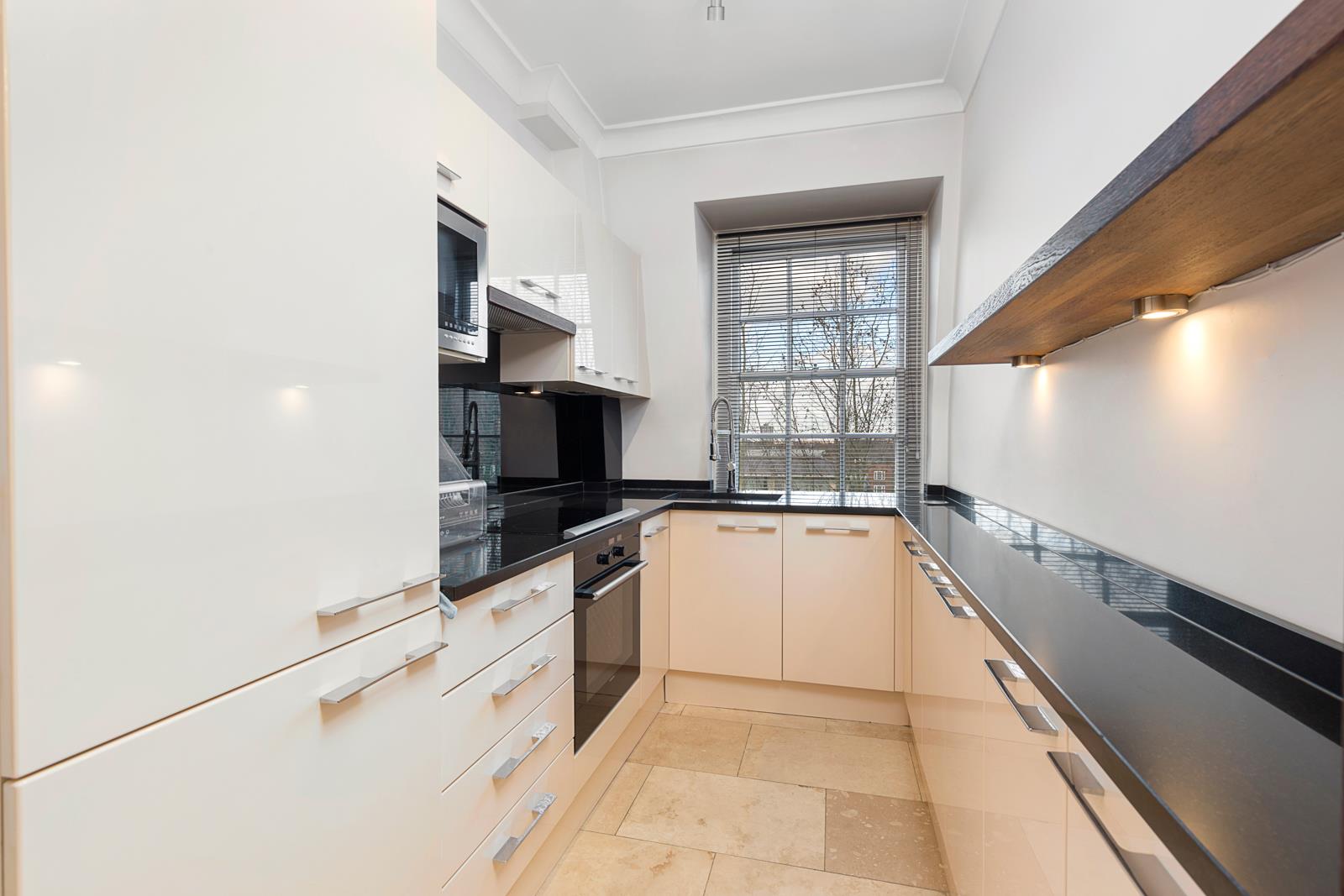 2 bed apartment to rent in Finchley Road, London  - Property Image 6