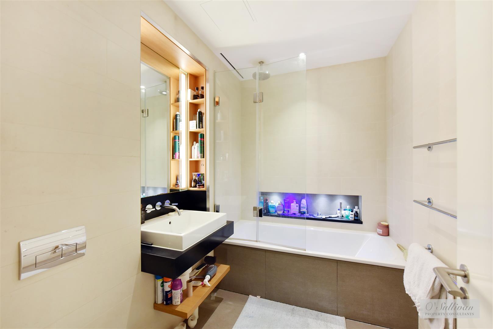 1 bed apartment for sale in Merchant Square, London  - Property Image 11