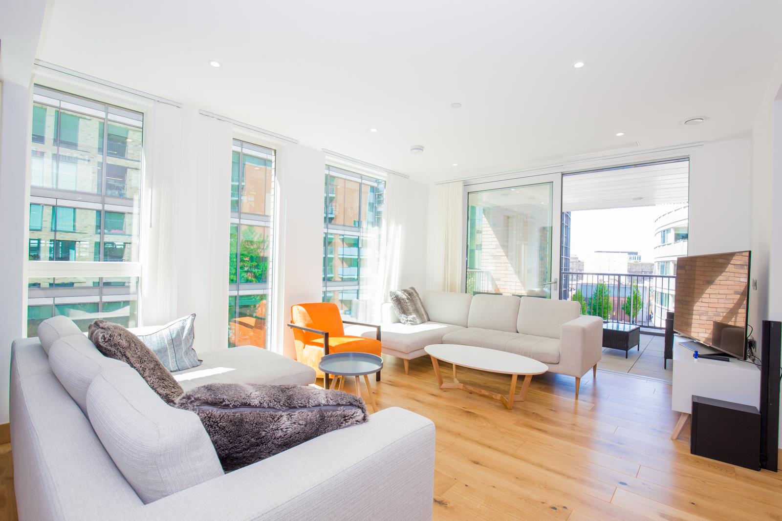 3 bed apartment to rent in Hermitage Street, London  - Property Image 2