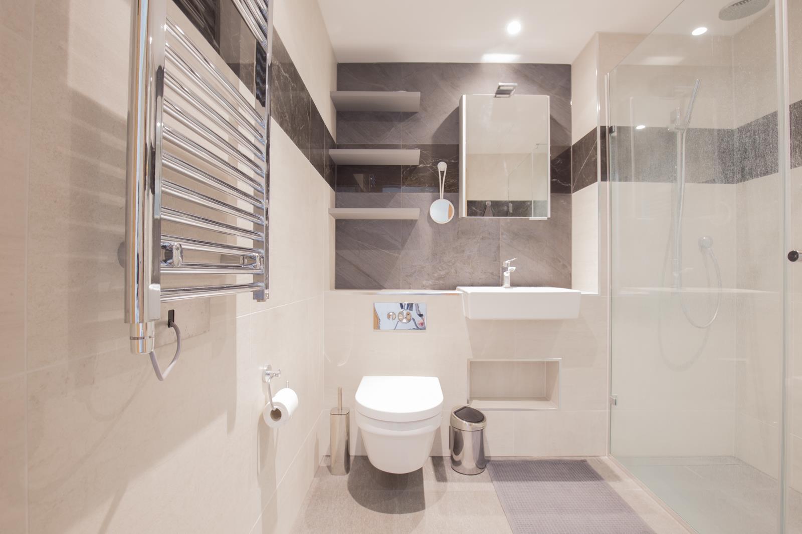 3 bed apartment to rent in Hermitage Street, London  - Property Image 9