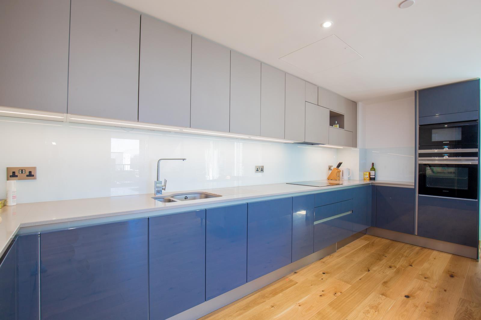 3 bed apartment to rent in Hermitage Street, London  - Property Image 4