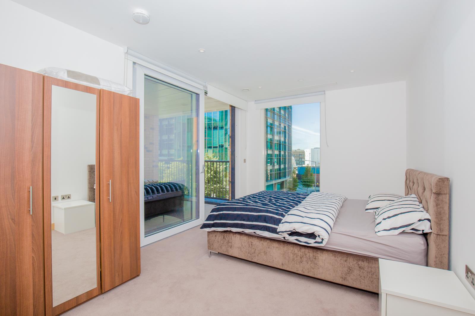 3 bed apartment to rent in Hermitage Street, London  - Property Image 8